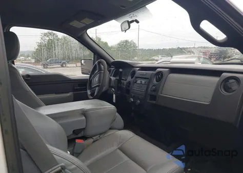 2014 Ford F-150 Xl z USA, uszkodzony, nr VIN 1FTMF1CM5EKG21539